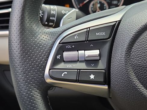 Used 2023 Genesis G70 2.0T w/ Sport Prestige Package RWD image 26