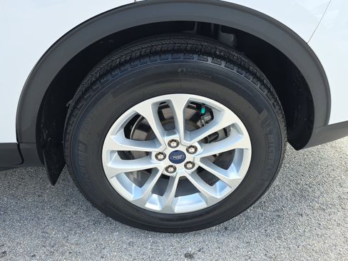 Used 2022 Ford Escape SE FWD image 12