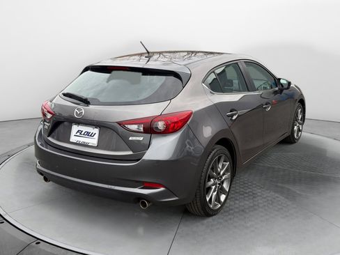 Used 2018 MAZDA MAZDA3 Touring image 7