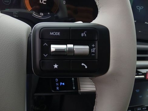 New 2026 Hyundai Santa Fe SE FWD image 17