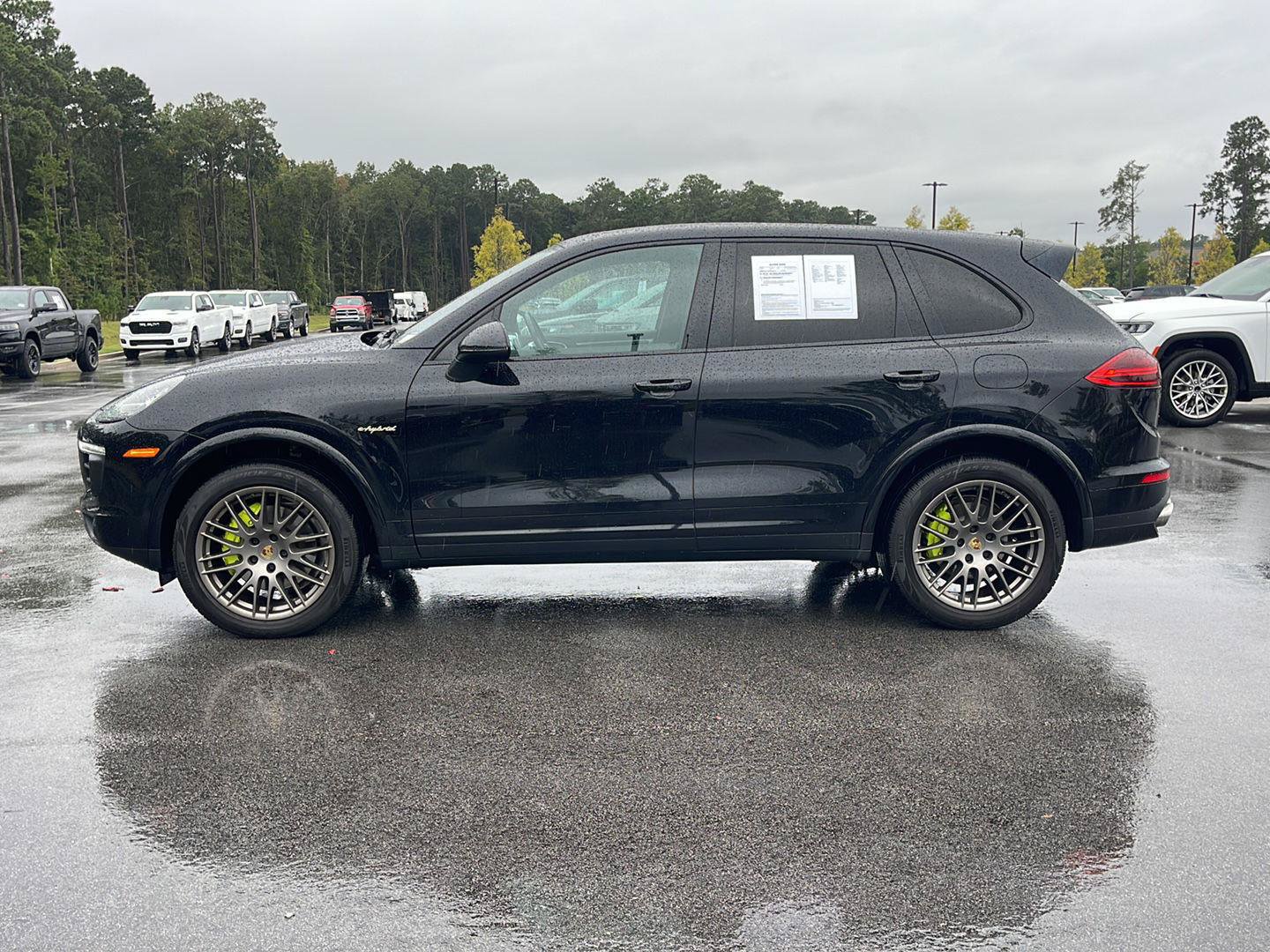 Used 2018 Porsche Cayenne S Platinum AWD/4WD image 4