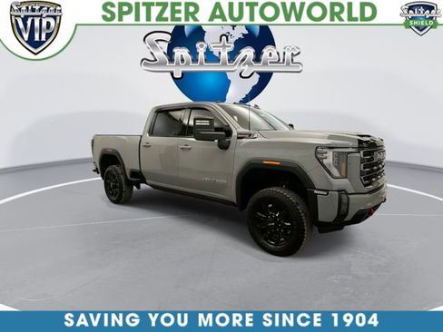 Used 2024 GMC Sierra 2500 AT4 w/ Technology Package image 2