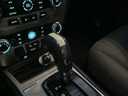 Used 2012 Ford Fusion SE image 24