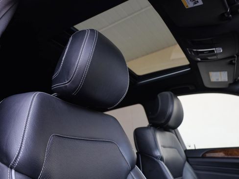 Used 2013 Mercedes-Benz ML 550 4MATIC image 26