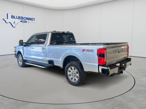 Used 2023 Ford F250 Lariat w/ Chrome Package AWD/4WD image 7