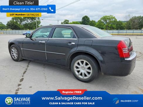Used 2007 Chrysler 300 C RWD image 3
