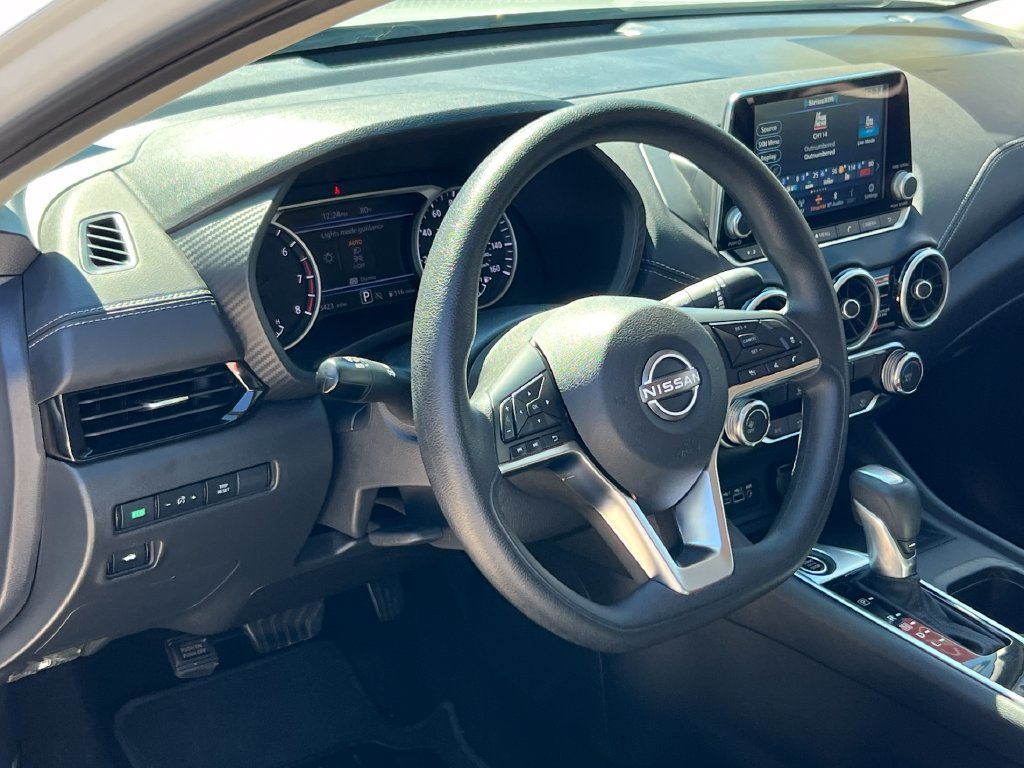 Certified 2025 Nissan Sentra SV FWD image 5