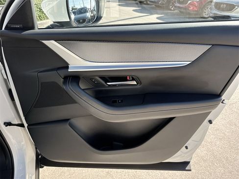 Used 2024 MAZDA CX-90 3.3 Turbo S w/ Premium Package image 43