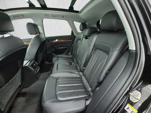 Used 2022 Audi Q5 2.0T Premium Plus AWD/4WD image 22