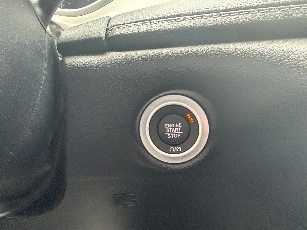 New 2027 Chrysler Pacifica Select AWD/4WD image 34
