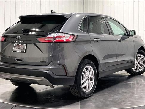 Used 2024 Ford Edge SEL image 13