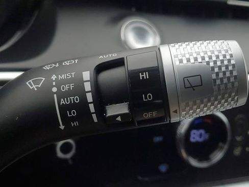 Used 2025 Genesis GV70 2.5T image 14