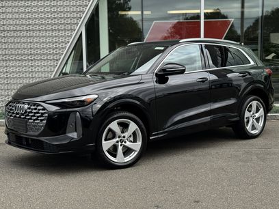 New 2025 Audi Q5 Premium Plus