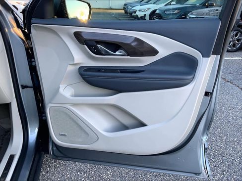 Used 2024 GMC Terrain Denali w/ Denali Premium Package image 22