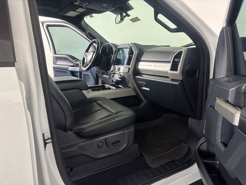 Used 2022 Ford F350 Lariat w/ Lariat Ultimate Package image 27