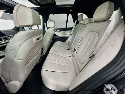 Used 2023 BMW X5 xDrive40i w/ Luxury Seating Package AWD/4WD image 25