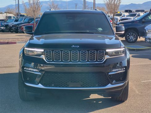 Used 2023 Jeep Grand Cherokee Summit image 2