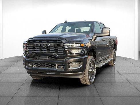 New 2026 RAM 2500 Big Horn AWD/4WD image 3