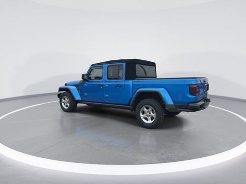 Used 2021 Jeep Gladiator Sport image 6