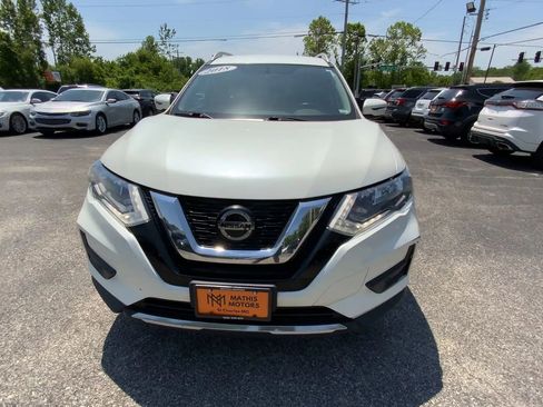 Used 2018 Nissan Rogue SV AWD/4WD image 3