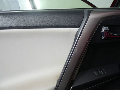 Used 2016 Toyota RAV4 XLE image 12