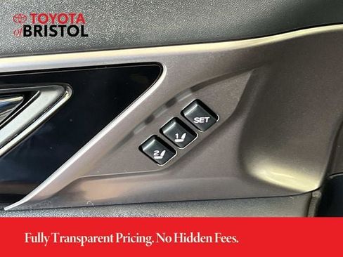 Used 2025 Subaru Outback Limited XT AWD/4WD image 28