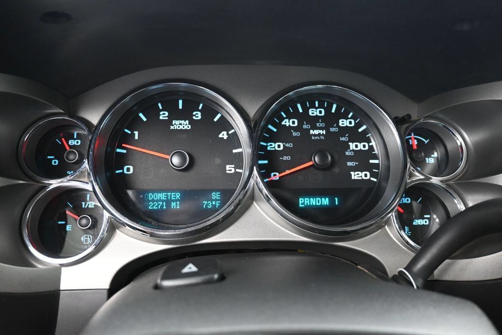 Used 2011 GMC Sierra 2500 SLE w/ Convenience Package AWD/4WD image 11