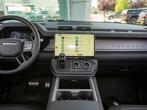 New 2026 Land Rover Defender 110 X AWD/4WD image 23
