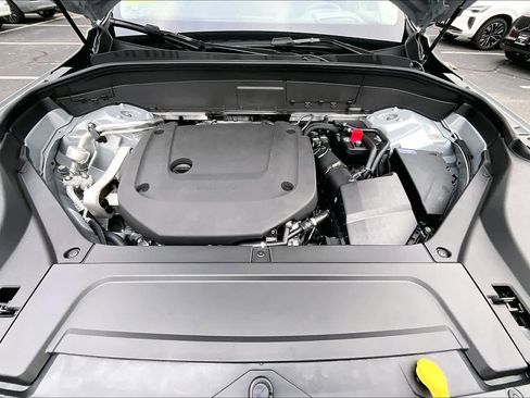 New 2026 Volvo XC90 B6 Ultra w/ Protection Package image 14