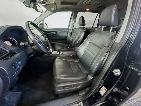 Used 2017 Honda Pilot Elite image 13