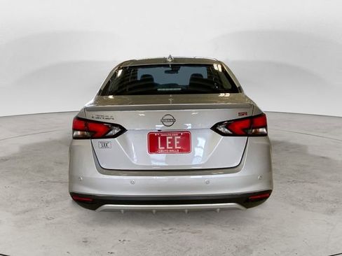 New 2025 Nissan Versa SR w/ Trunk Package image 4