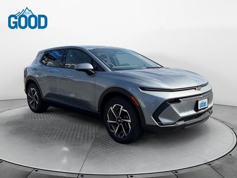 New 2026 Chevrolet Equinox EV LT image 7