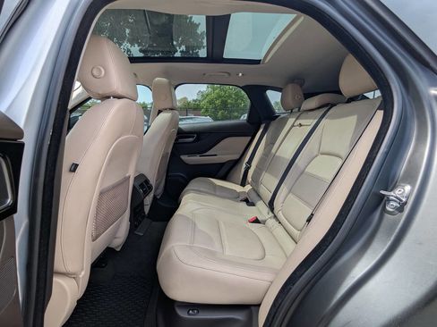 Used 2018 Jaguar F-PACE Prestige AWD/4WD image 13