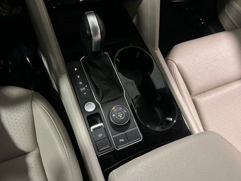 Used 2021 Volkswagen Atlas SEL image 11