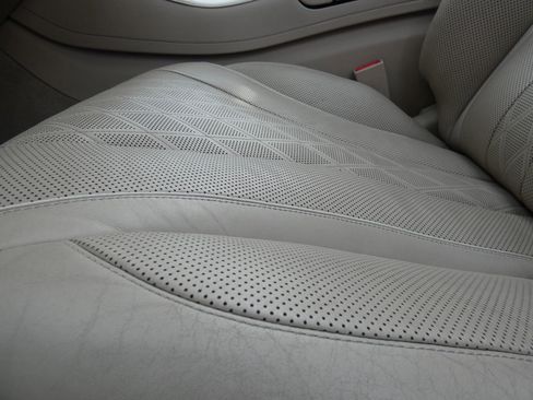 Used 2014 Mercedes-Benz S 550 Sedan image 65