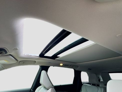 Certified 2026 INFINITI QX60 Luxe w/ Cargo Package FWD image 24