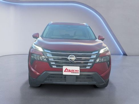 Certified 2024 Nissan Rogue SV w/ SV Premium Package image 8