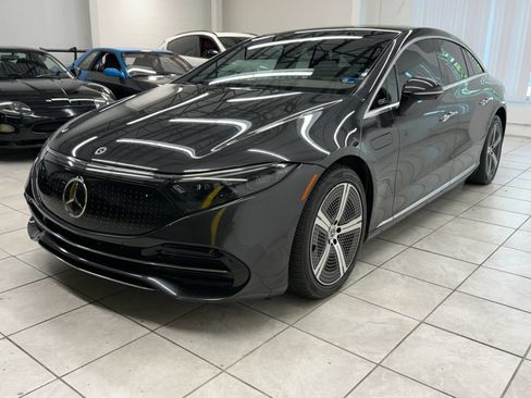 Used 2023 Mercedes-Benz EQS 450+ Sedan image 3