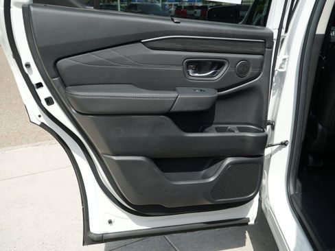 New 2026 Honda Pilot image 18