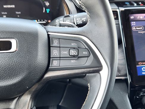 Used 2024 Jeep Grand Cherokee Limited 4xe AWD/4WD image 20