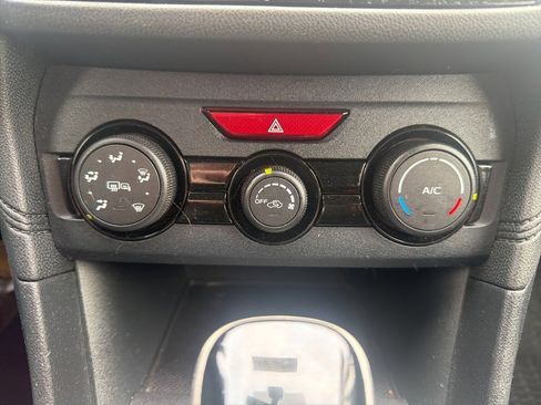 Used 2019 Subaru Crosstrek 2.0i Premium w/ Eyesight System image 33