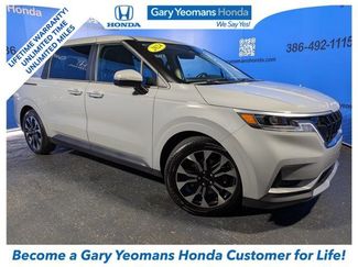 Used 2024 Kia Carnival EX FWD 360° Tour