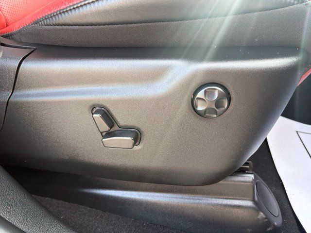 Used 2024 Dodge Durango SRT AWD/4WD image 32