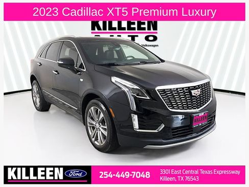 Used 2023 Cadillac XT5 Premium Luxury w/ Technology Package FWD image 1