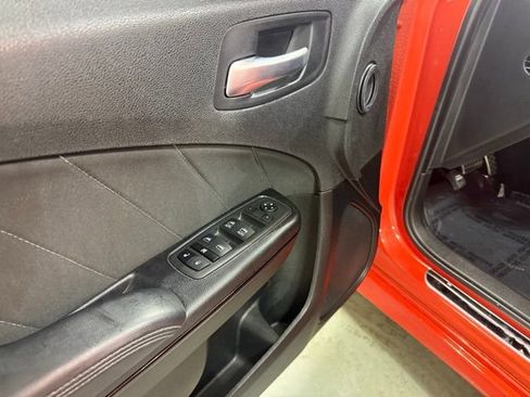 Used 2023 Dodge Charger R/T w/ Harman/Kardon Audio Group image 10