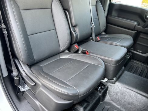 Used 2022 Chevrolet Silverado 3500 W/T image 17