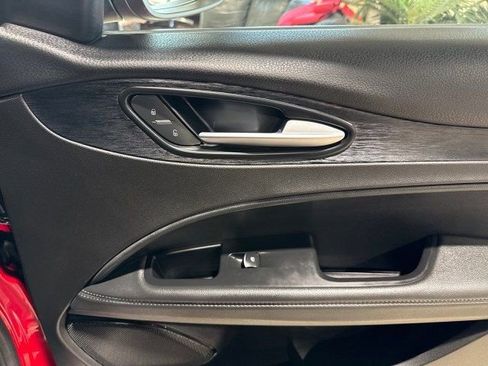 Used 2024 Alfa Romeo Stelvio Sprint image 30