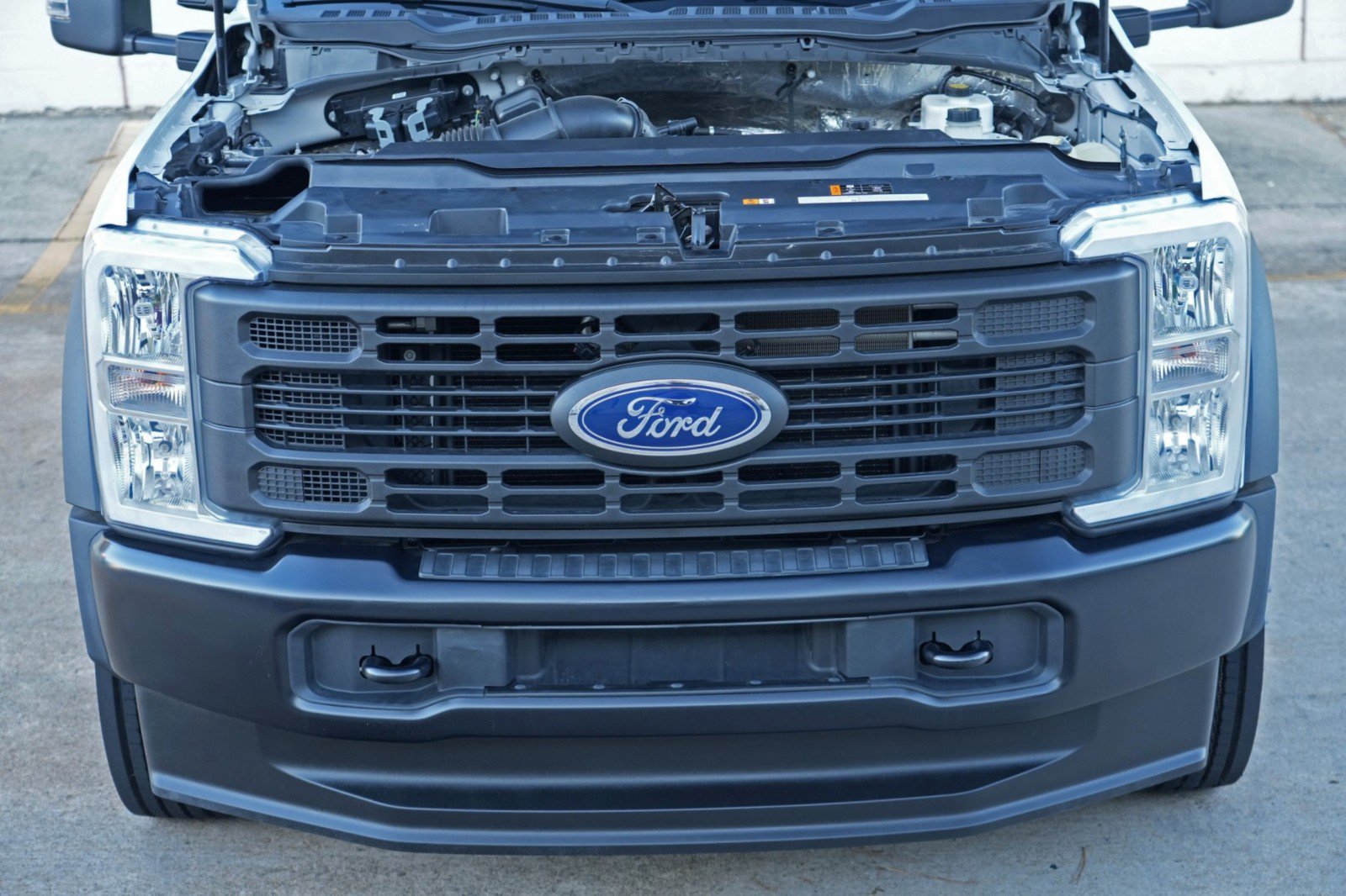 Used 2024 Ford F450 XL RWD image 8