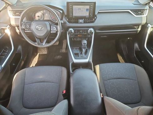 Used 2022 Toyota RAV4 XLE AWD/4WD image 22