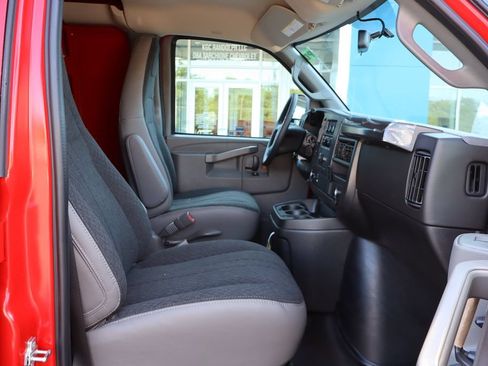 New 2026 Chevrolet Express 2500 w/ Driver Convenience Package RWD image 21